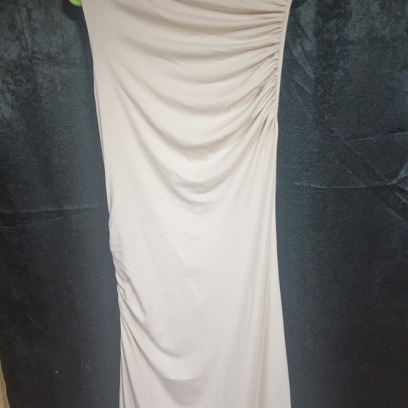 NWT micas drawstring slit sleeveless maxi dress beige in color size large - Picture 5 of 5